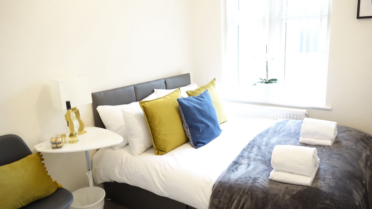 Photo of Bedroom in Harlington