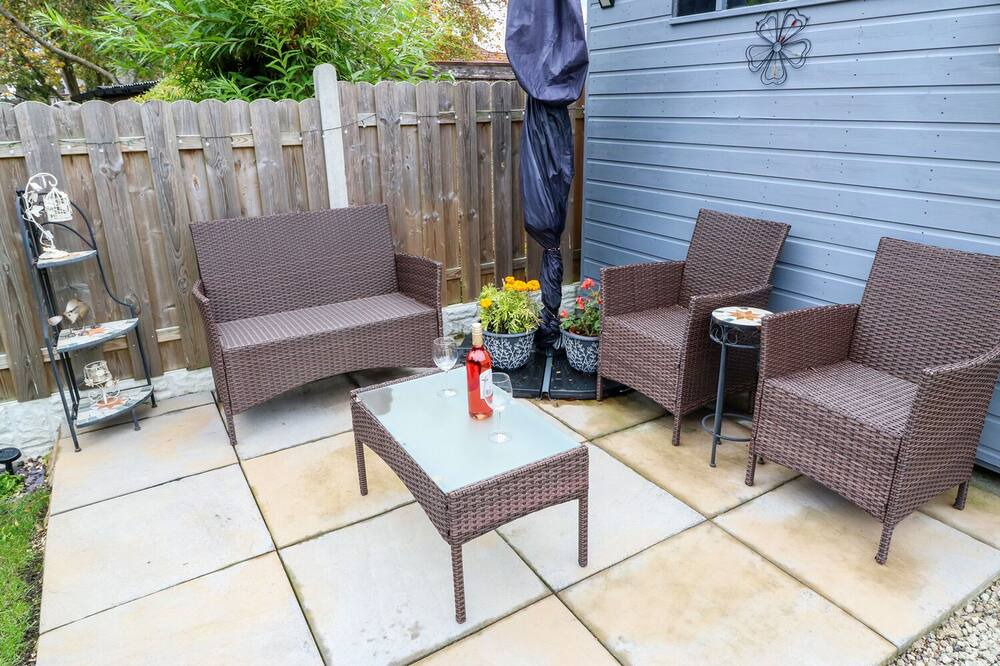 Photo of Patio Balcony in Penistone