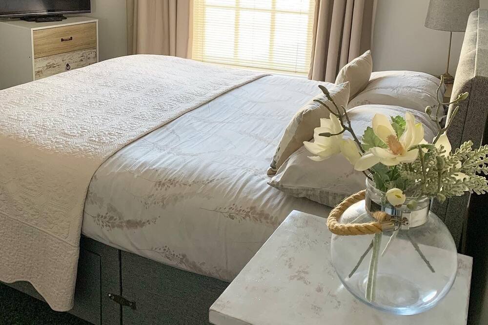 Photo of Bedroom in Louth