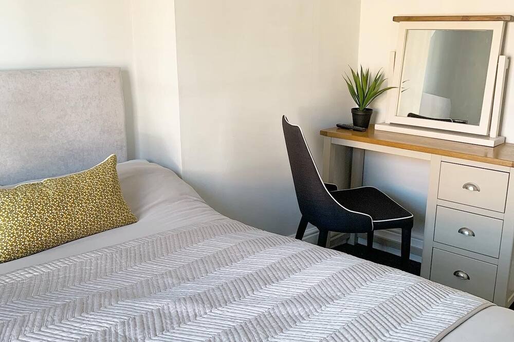 Photo of Bedroom in Louth