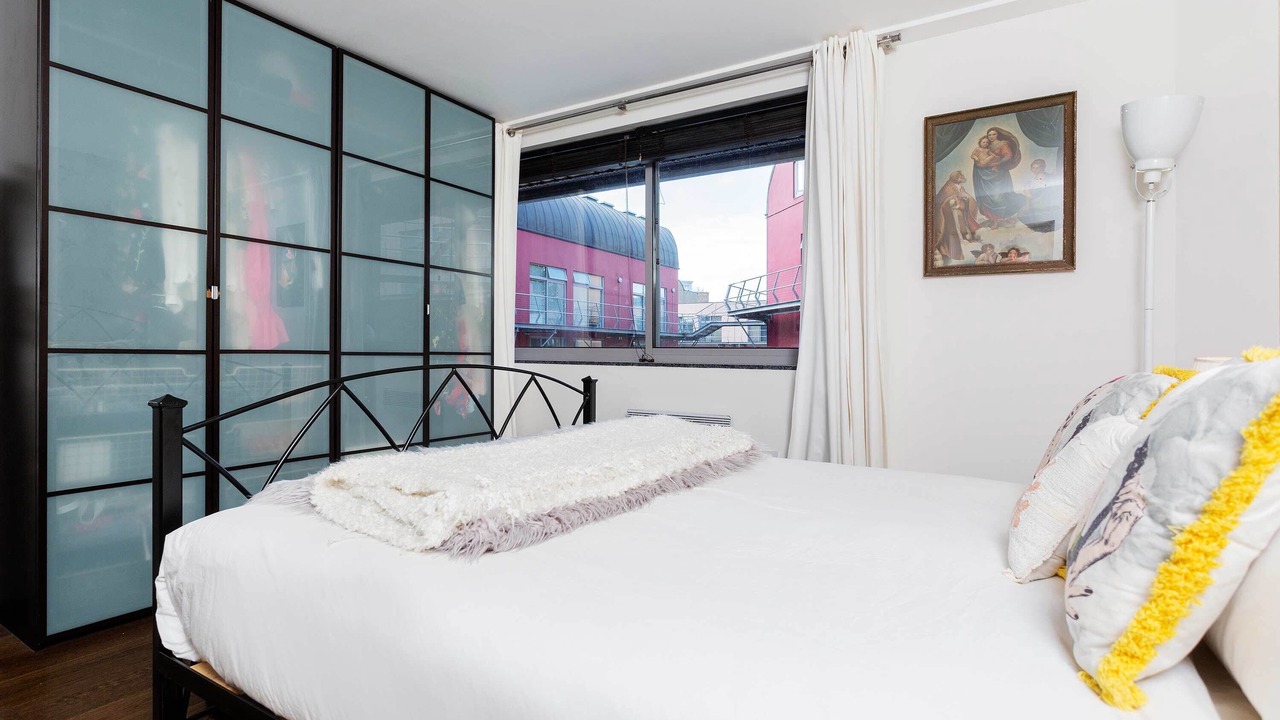 Photo of Bedroom in Clissold