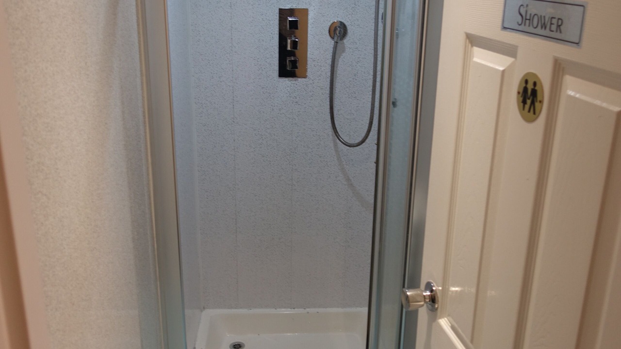Photo of Bathroom in Oadby