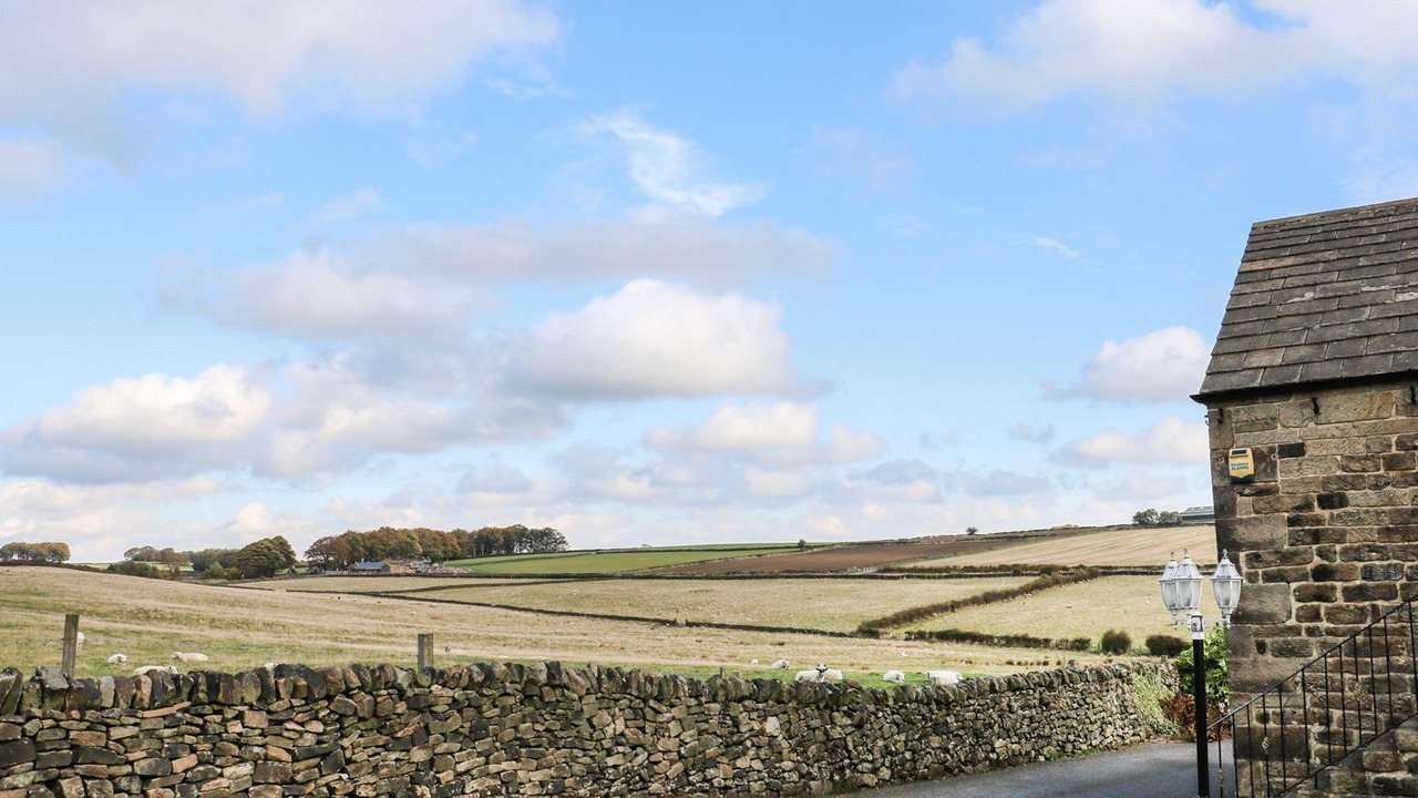 Photo of Others in Holestone Moor