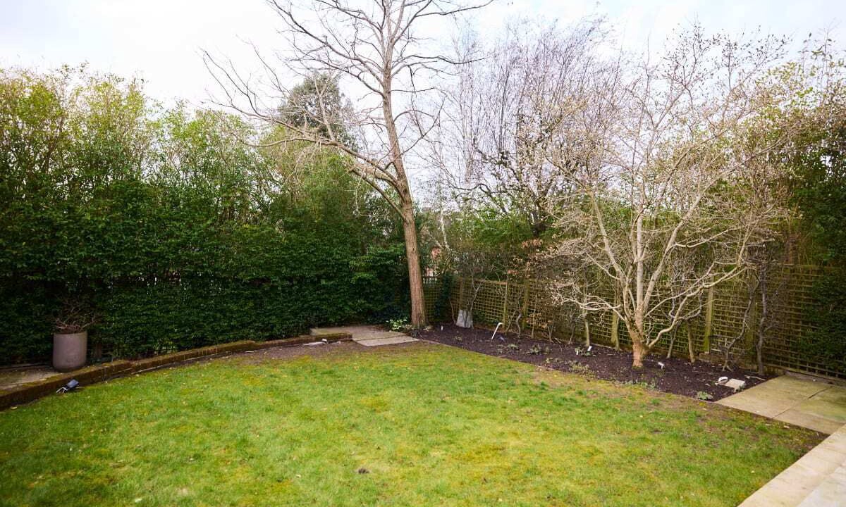 Photo of Outdoor in Garden Suburb