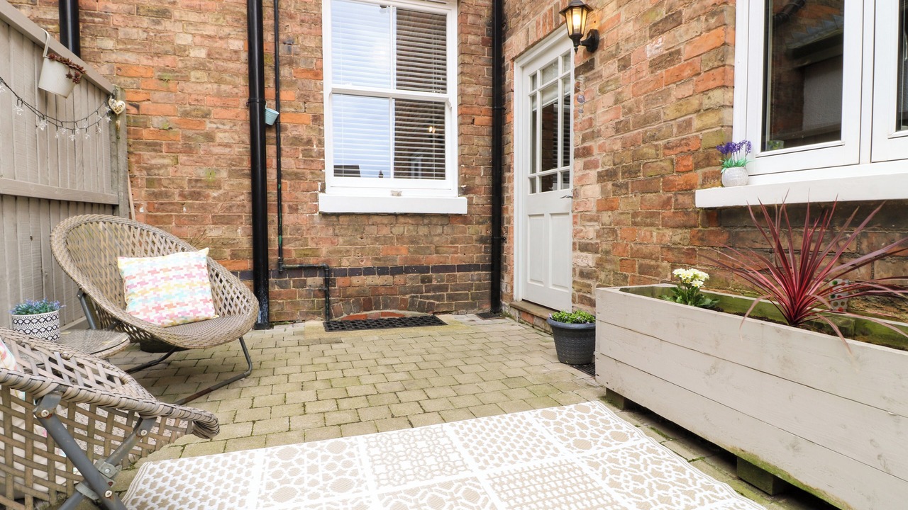 Photo of Patio Balcony in Melton Mowbray