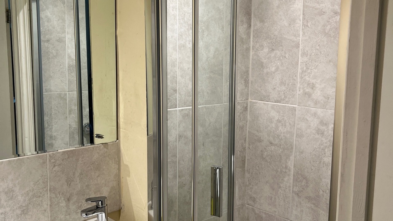 Photo of Bathroom in Cray Valley East