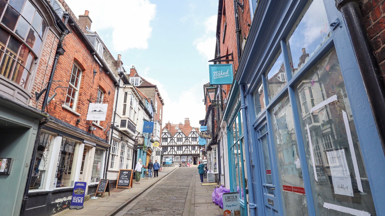 Photo of Others in Lincoln