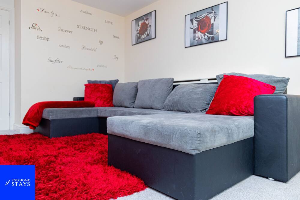 Photo of Livingroom in West Bromwich