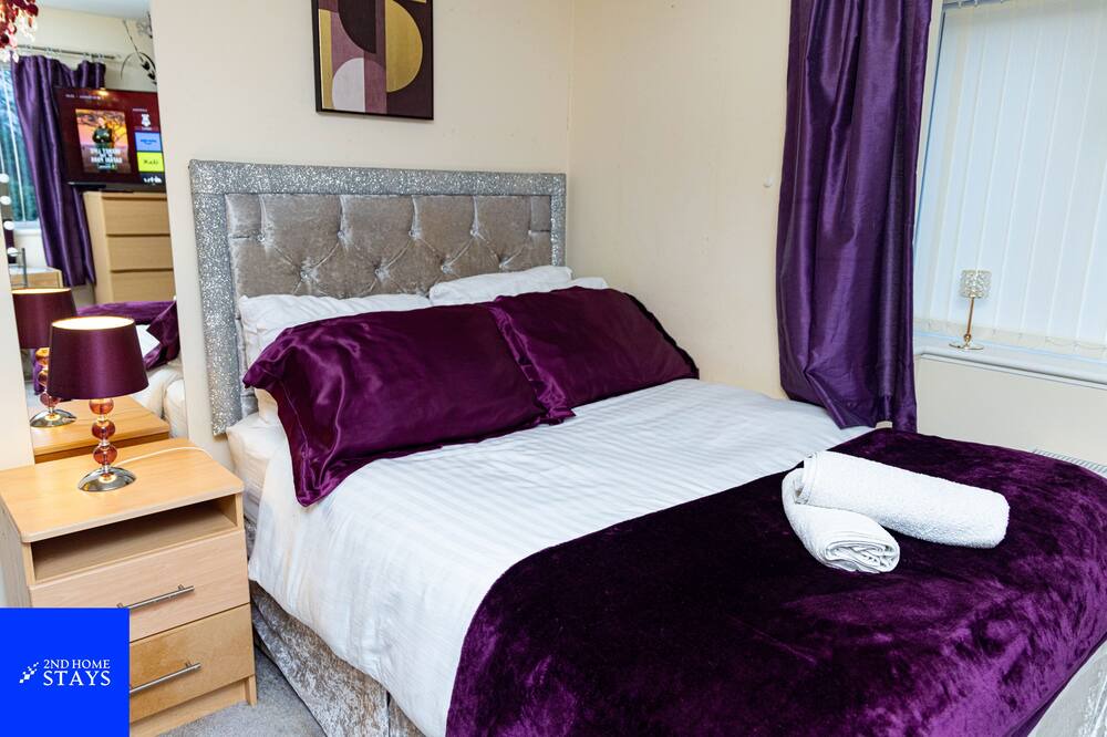 Photo of Bedroom in West Bromwich