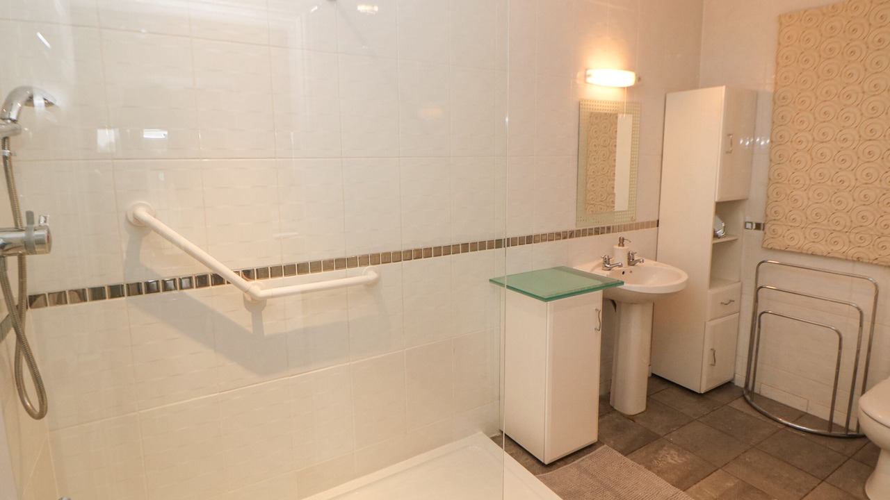 Photo of Bathroom in Mosborough