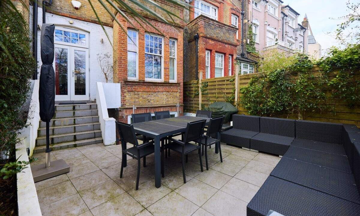 Photo of Outdoor in Clapham