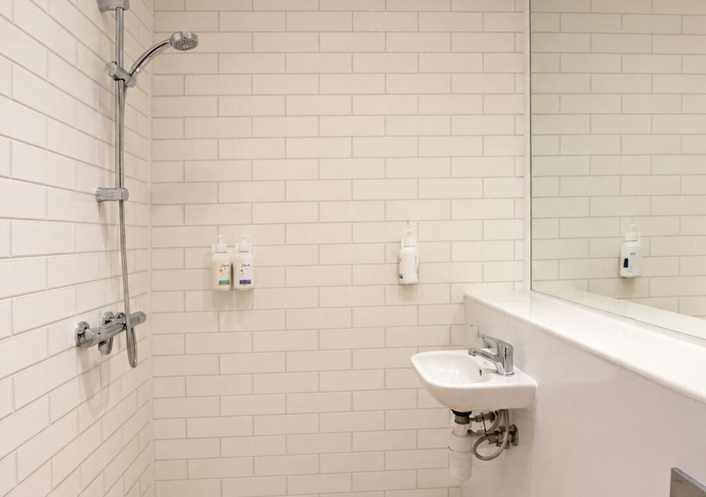 Photo of Bathroom in Harlington