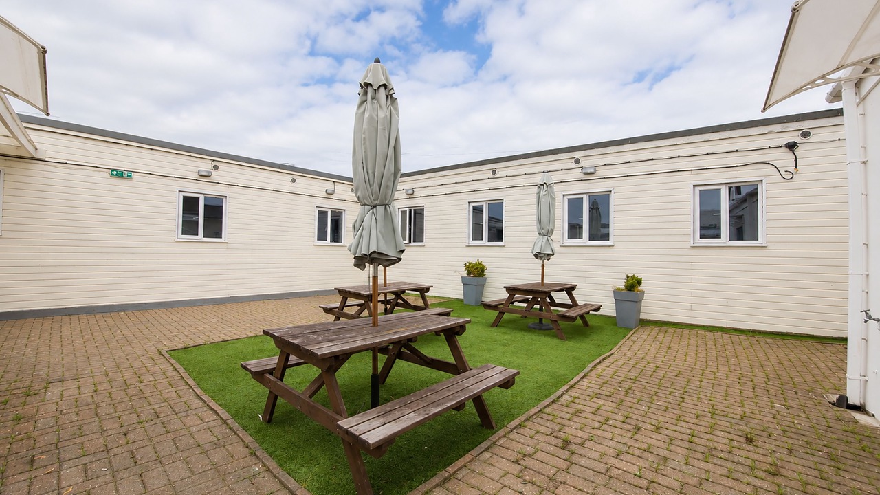 Photo of Outdoor in Harlington