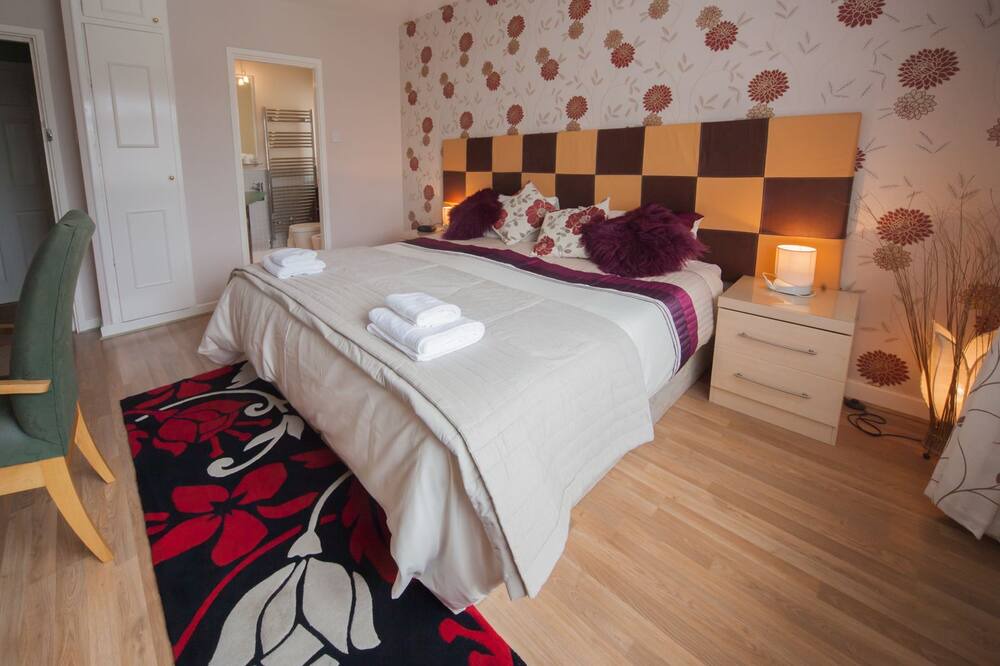 Photo of Bedroom in Hoylake