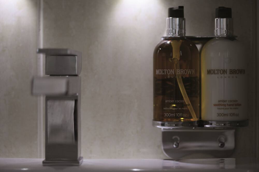 Photo of Bathroom in Hillington