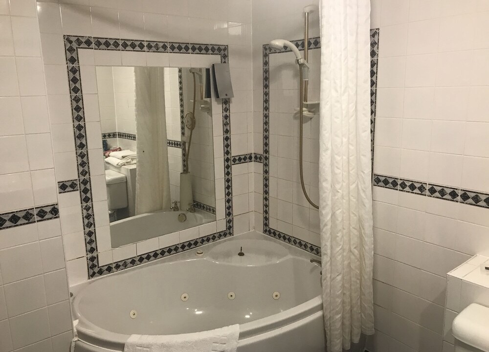 Photo of Bathroom in Corby