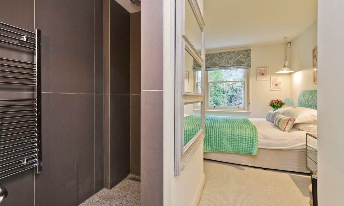 Photo of Bedroom in Redcliffe