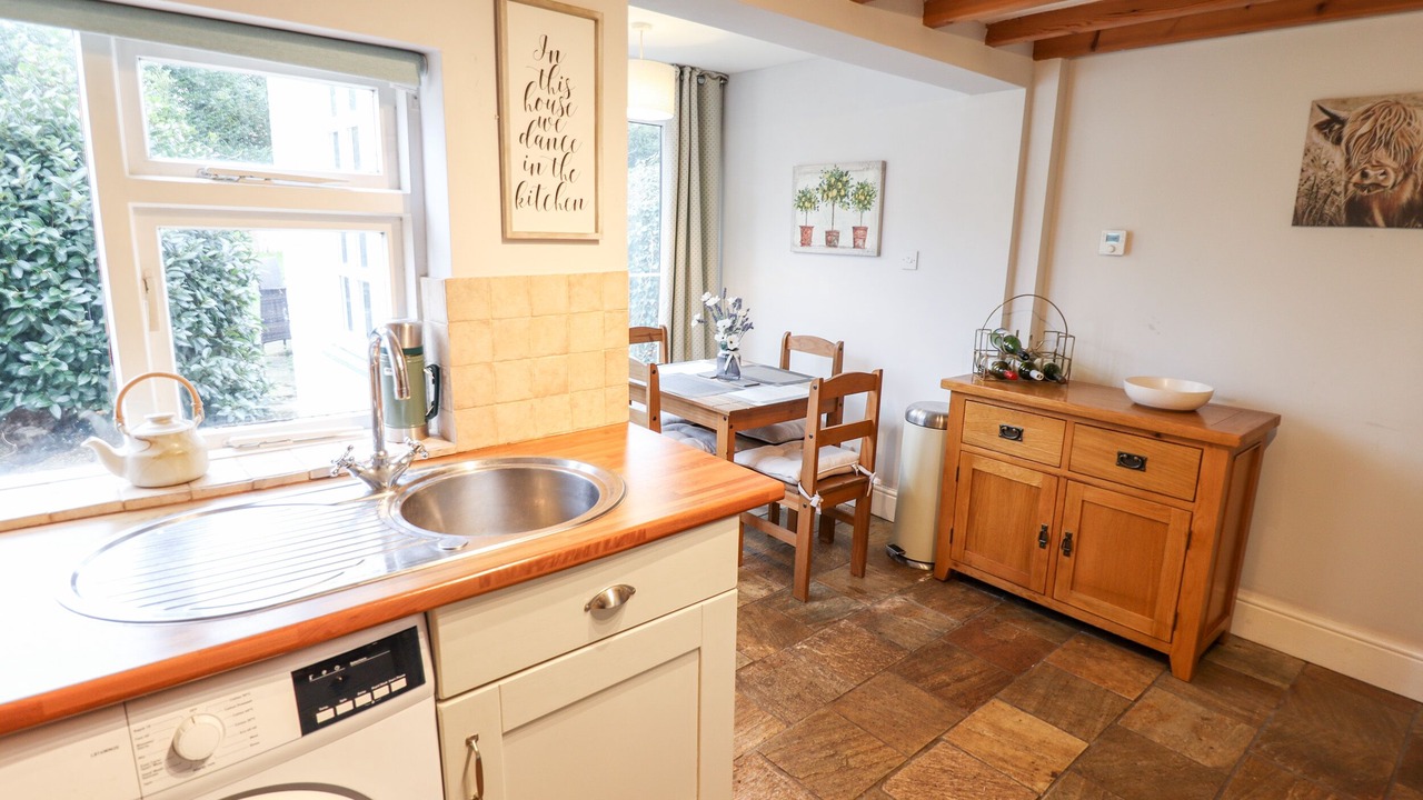 Photo of Kitchen in Roos