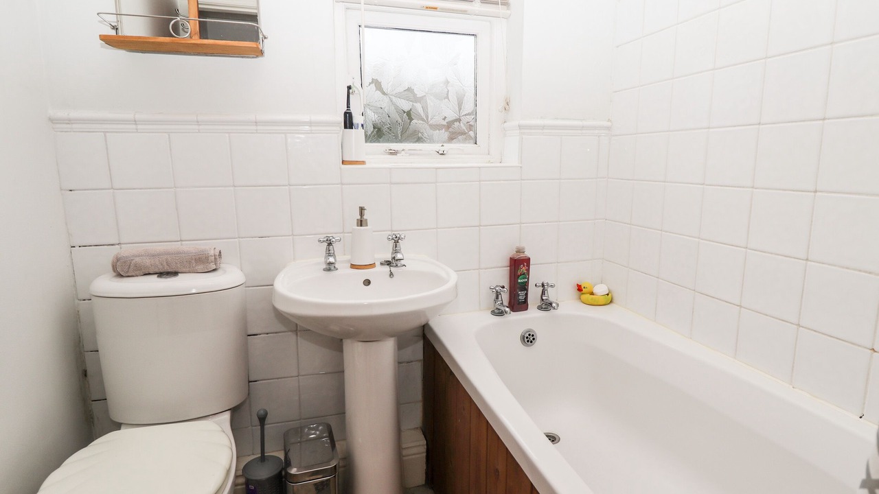 Photo of Bathroom in Roos