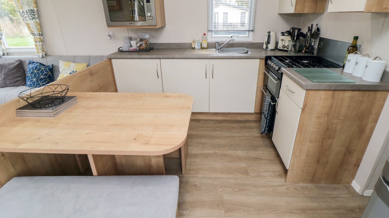 Photo of Kitchen in Cayton Bay