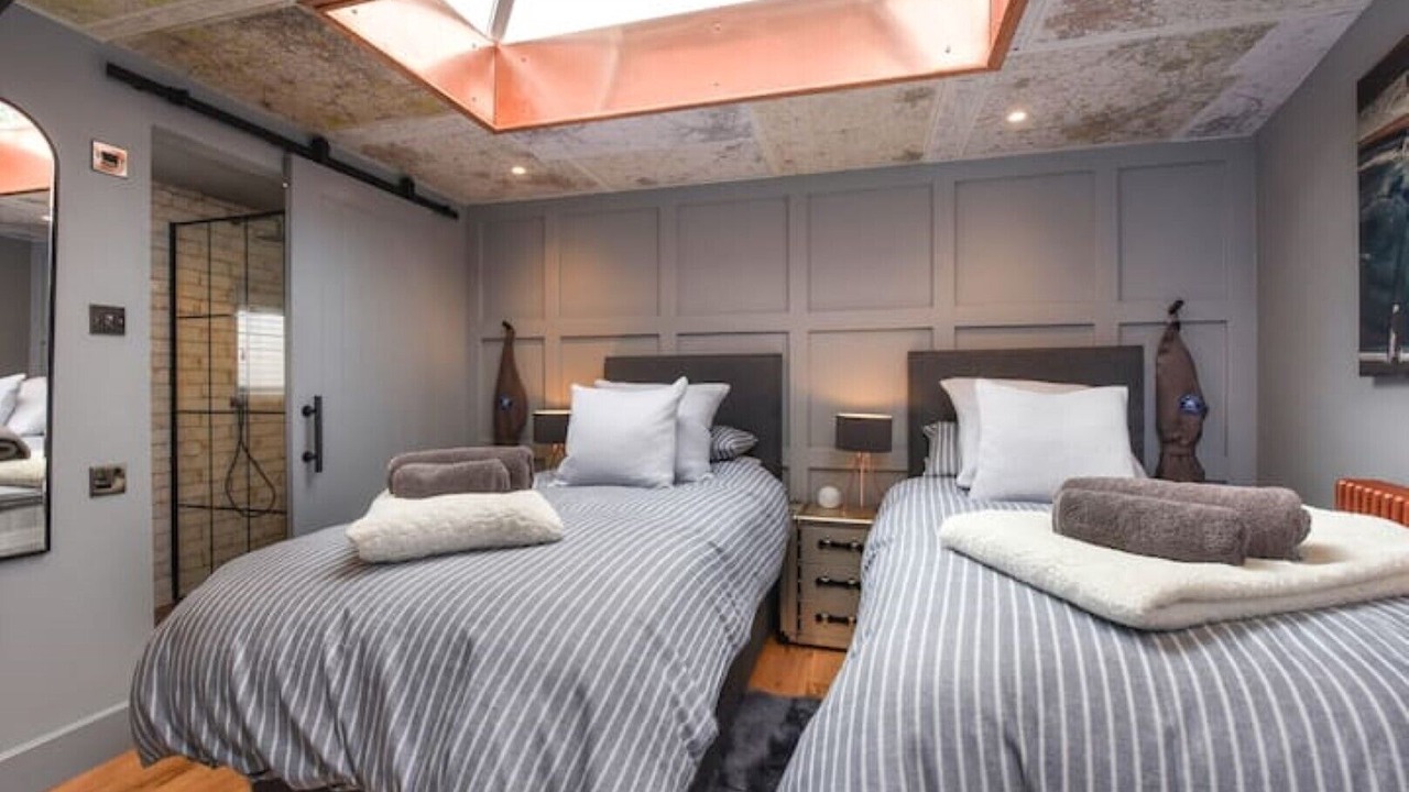 Photo of Bedroom in Melton Mowbray