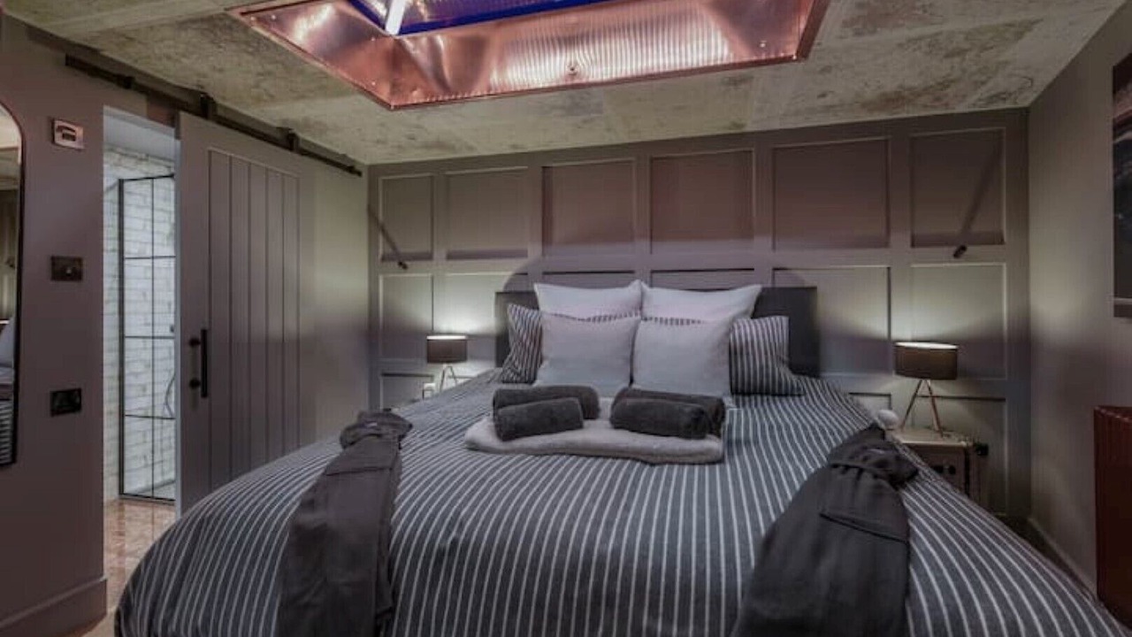 Photo of Bedroom in Melton Mowbray