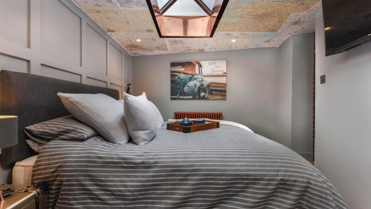 Photo of Bedroom in Melton Mowbray