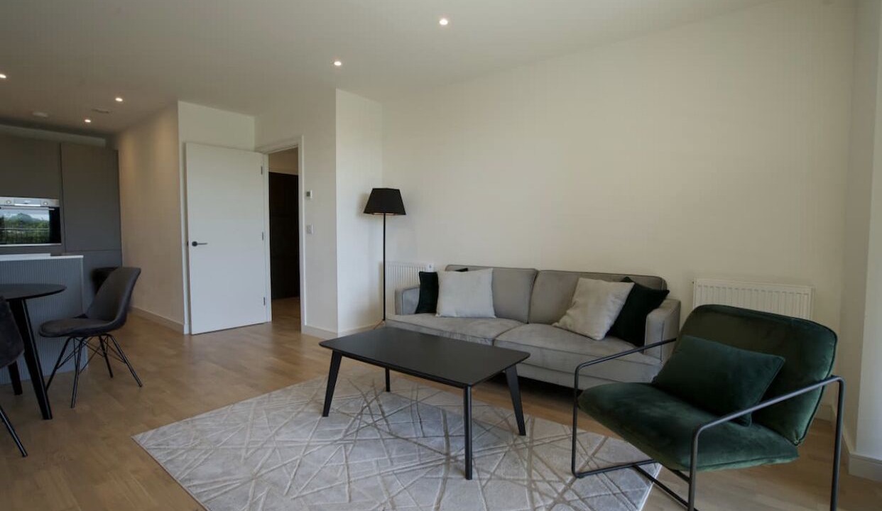 Photo of Livingroom in Southall Broadway