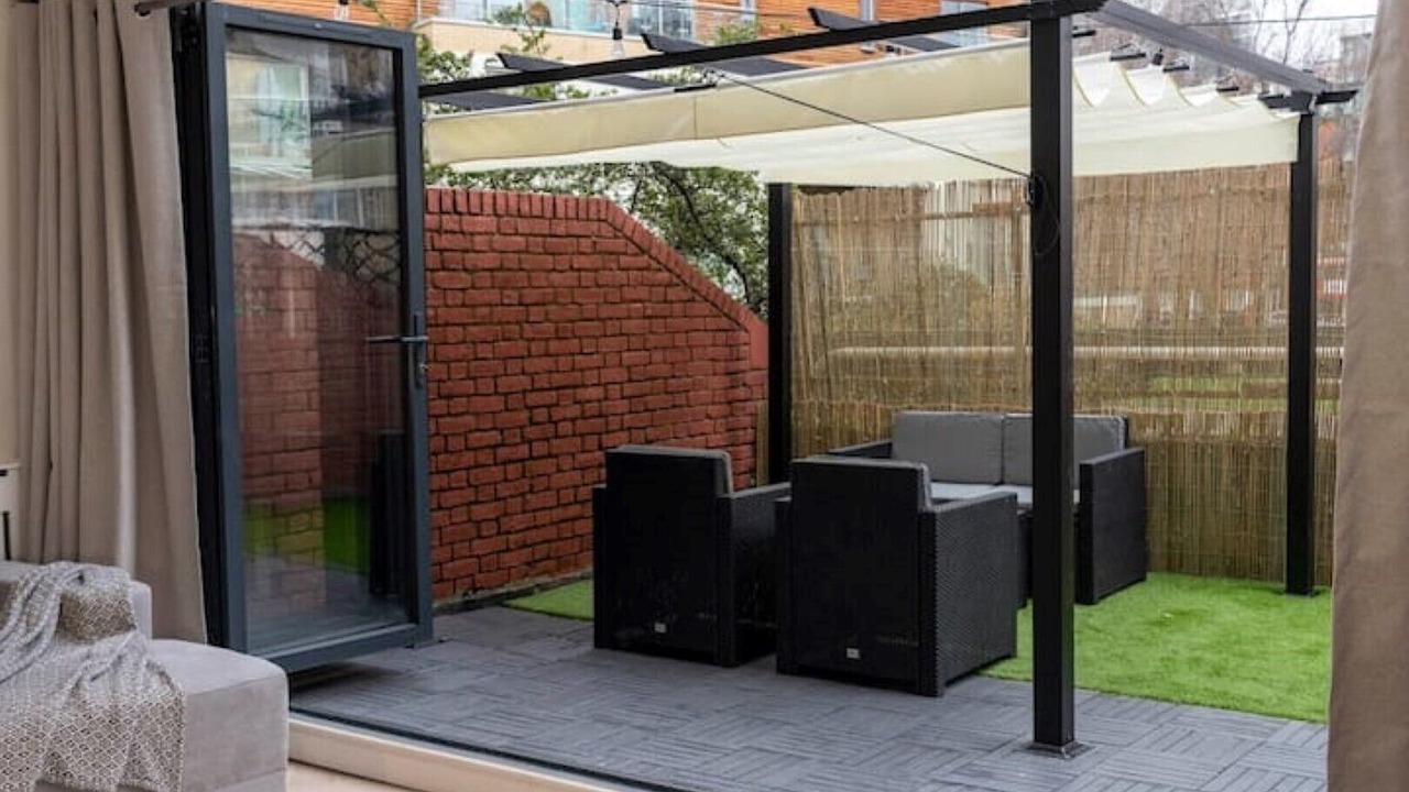 Photo of Patio Balcony in Tower Hamlets