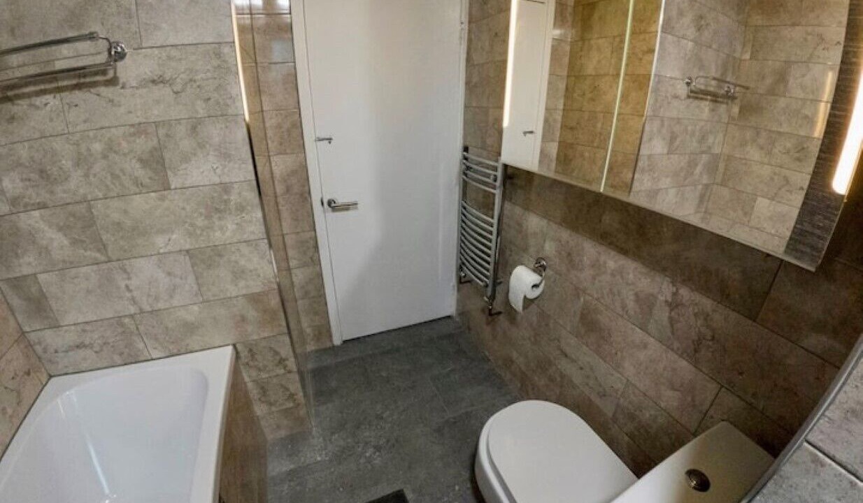 Photo of Bathroom in Tower Hamlets