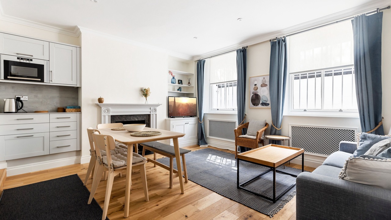 Photo of Livingroom in Redcliffe