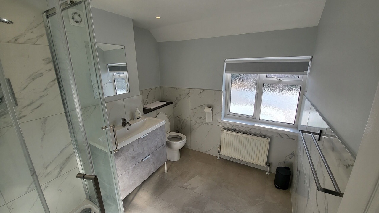 Photo of Bathroom in Coombe Vale