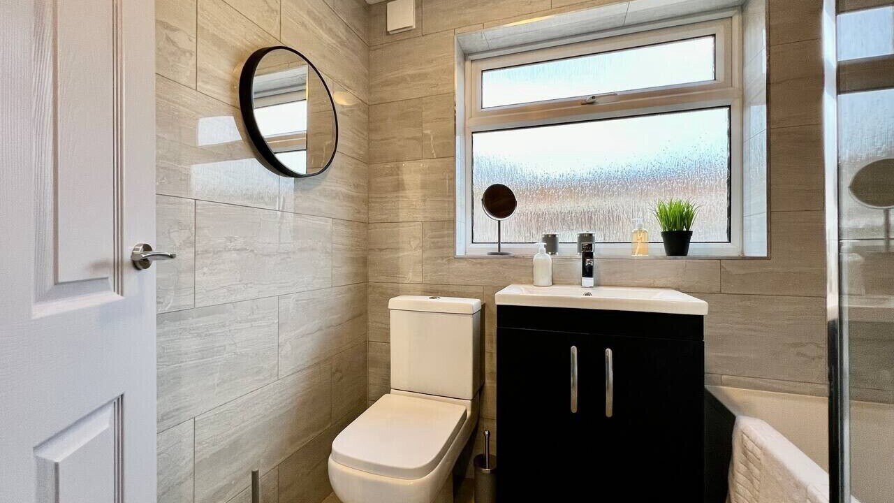 Photo of Bathroom in Cleethorpes