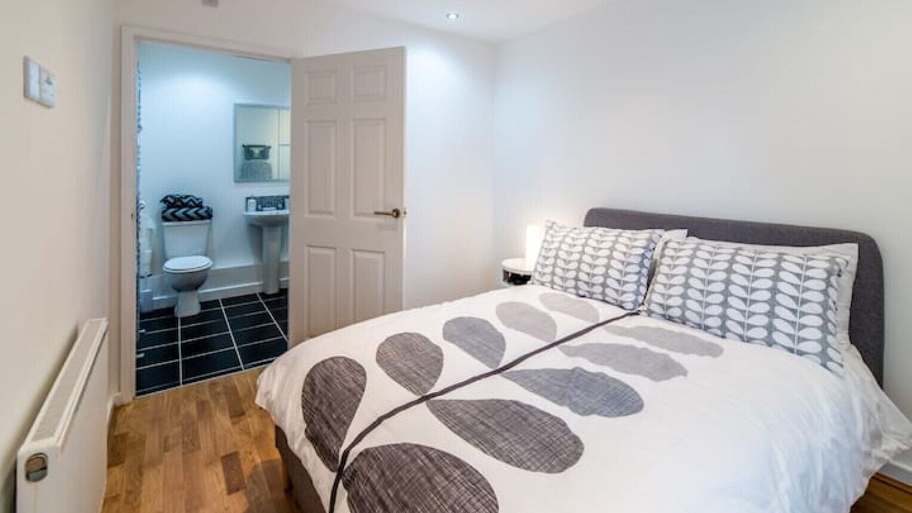 Photo of Bedroom in West Bridgford