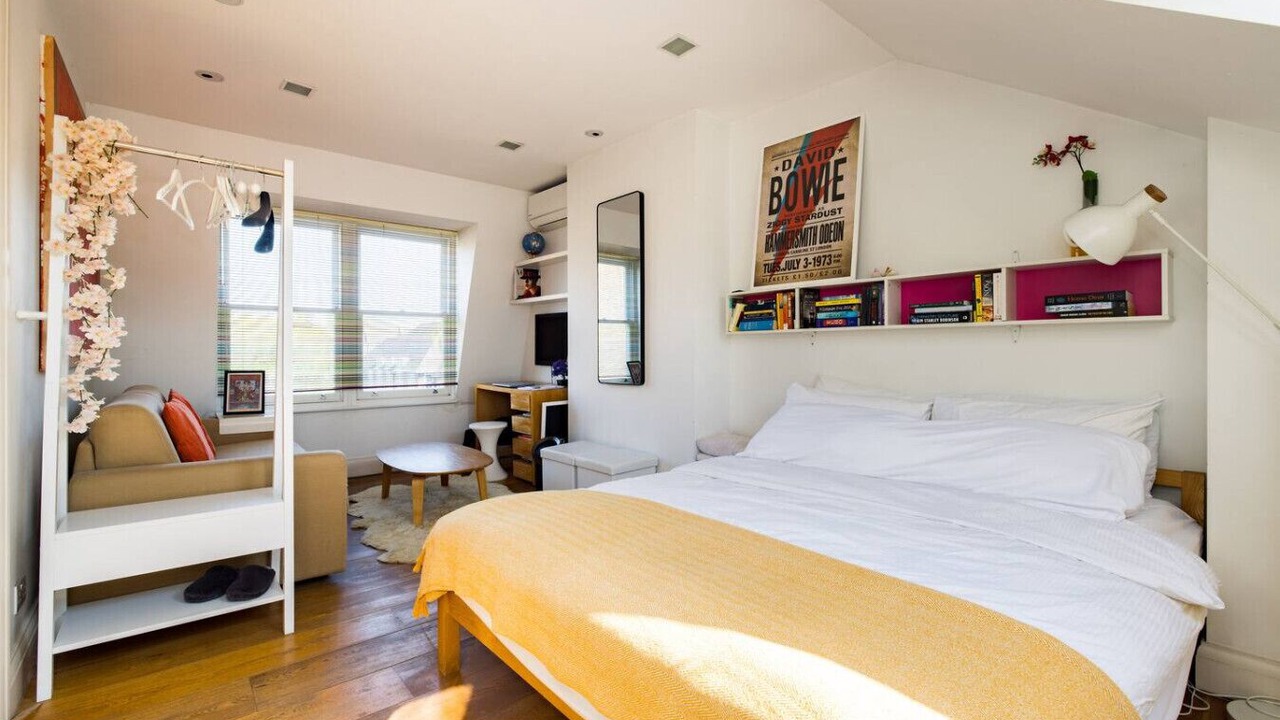 Photo of Bedroom in Addison