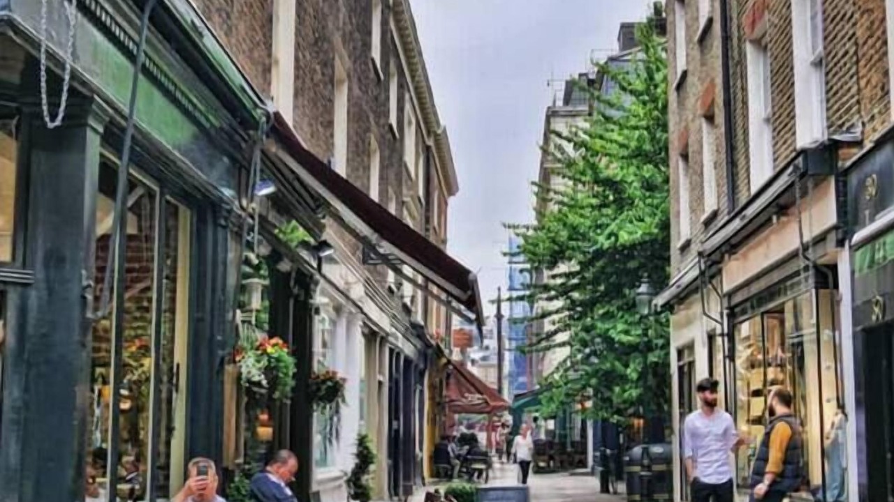 Photo of Others in Mayfair