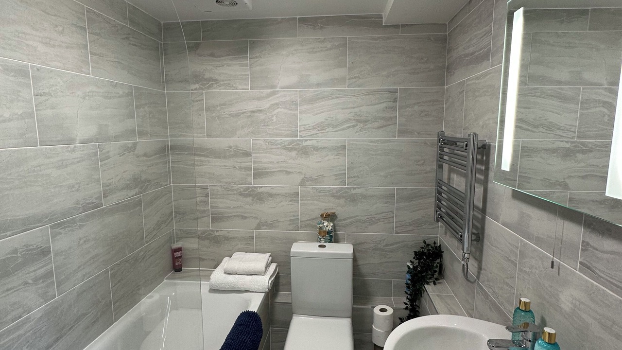 Photo of Bathroom in Brompton & Hans Town