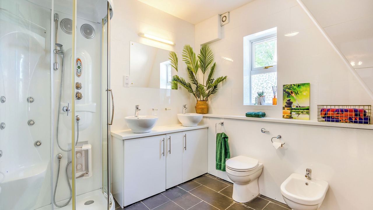 Photo of Bathroom in Spilsby
