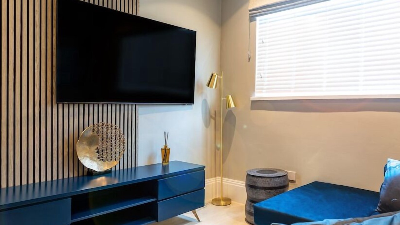 Photo of Livingroom in London Borough of Hounslow