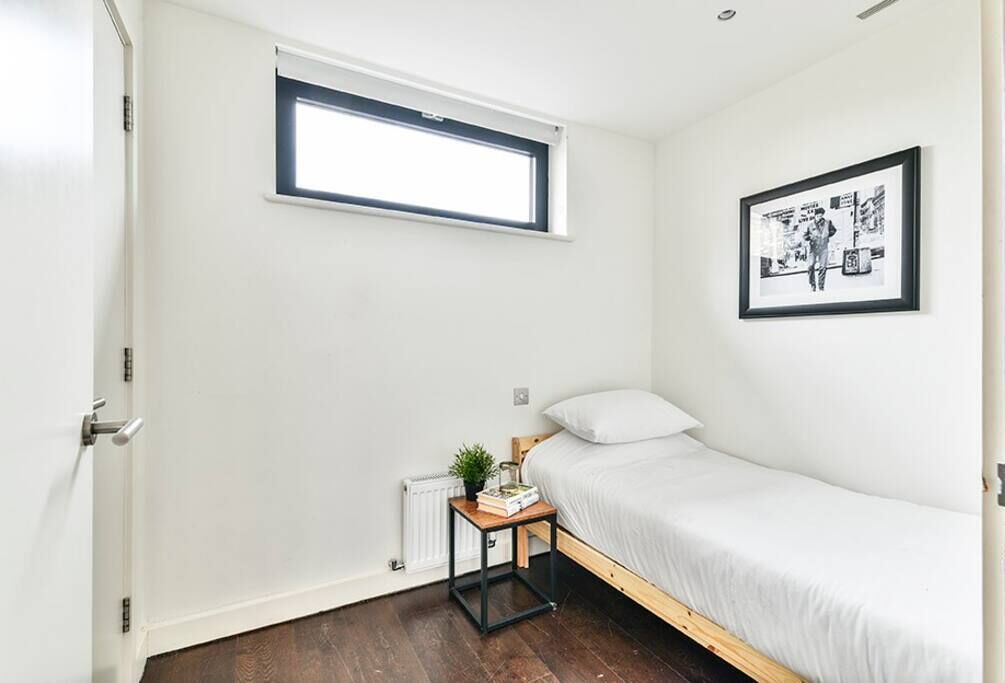 Photo of Bedroom in Brompton & Hans Town