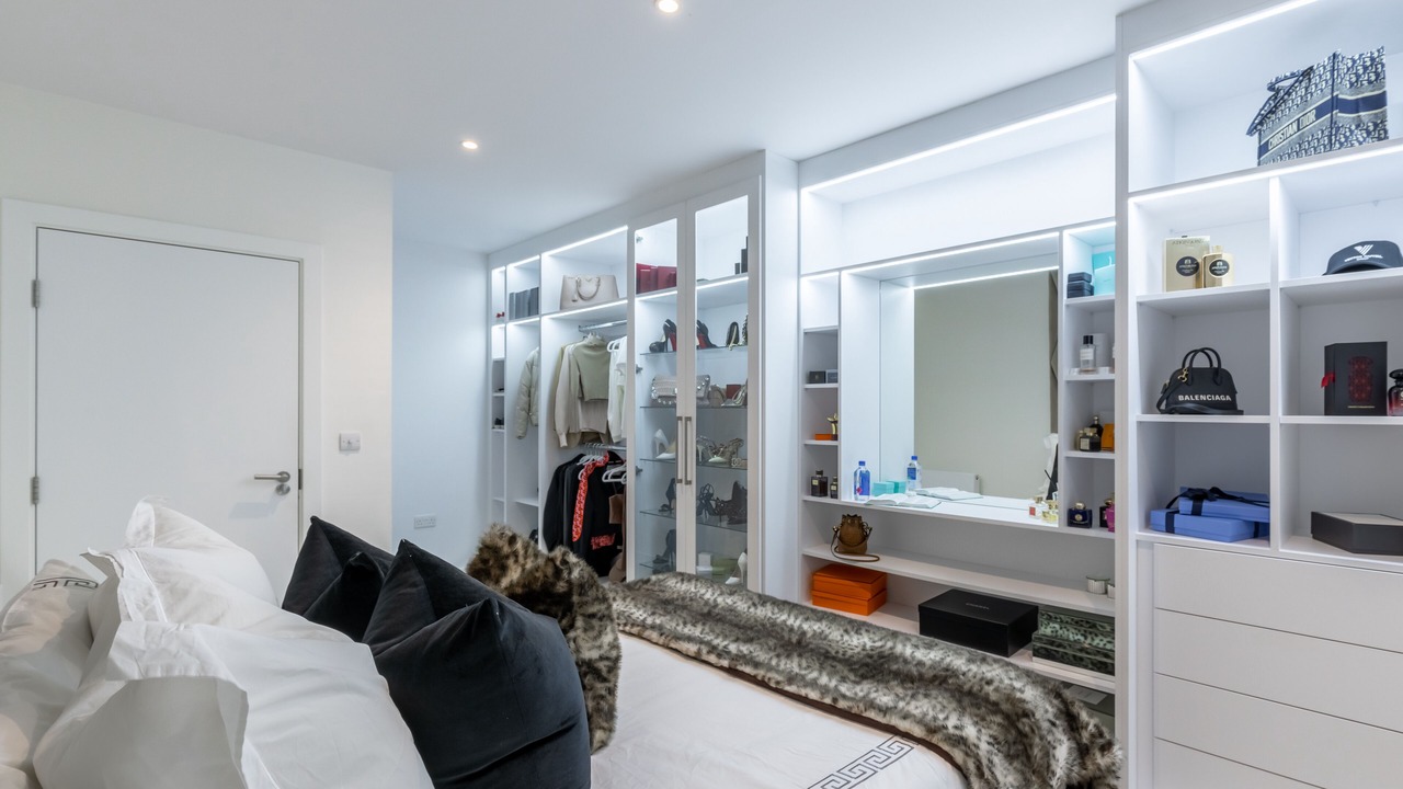 Photo of Bedroom in Sands End