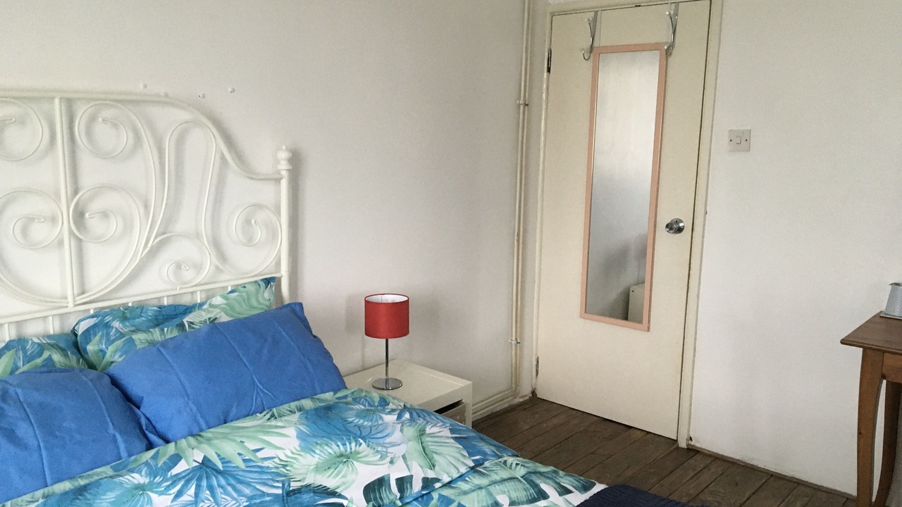 Photo of Bedroom in Dagenham