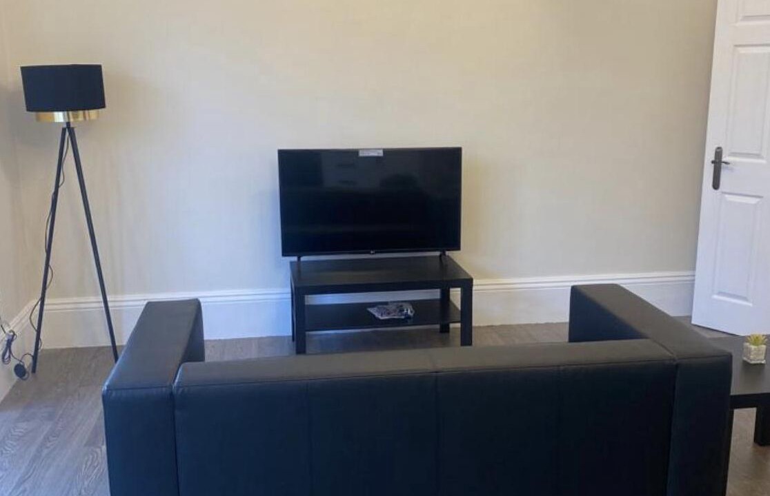Photo of Livingroom in Church End