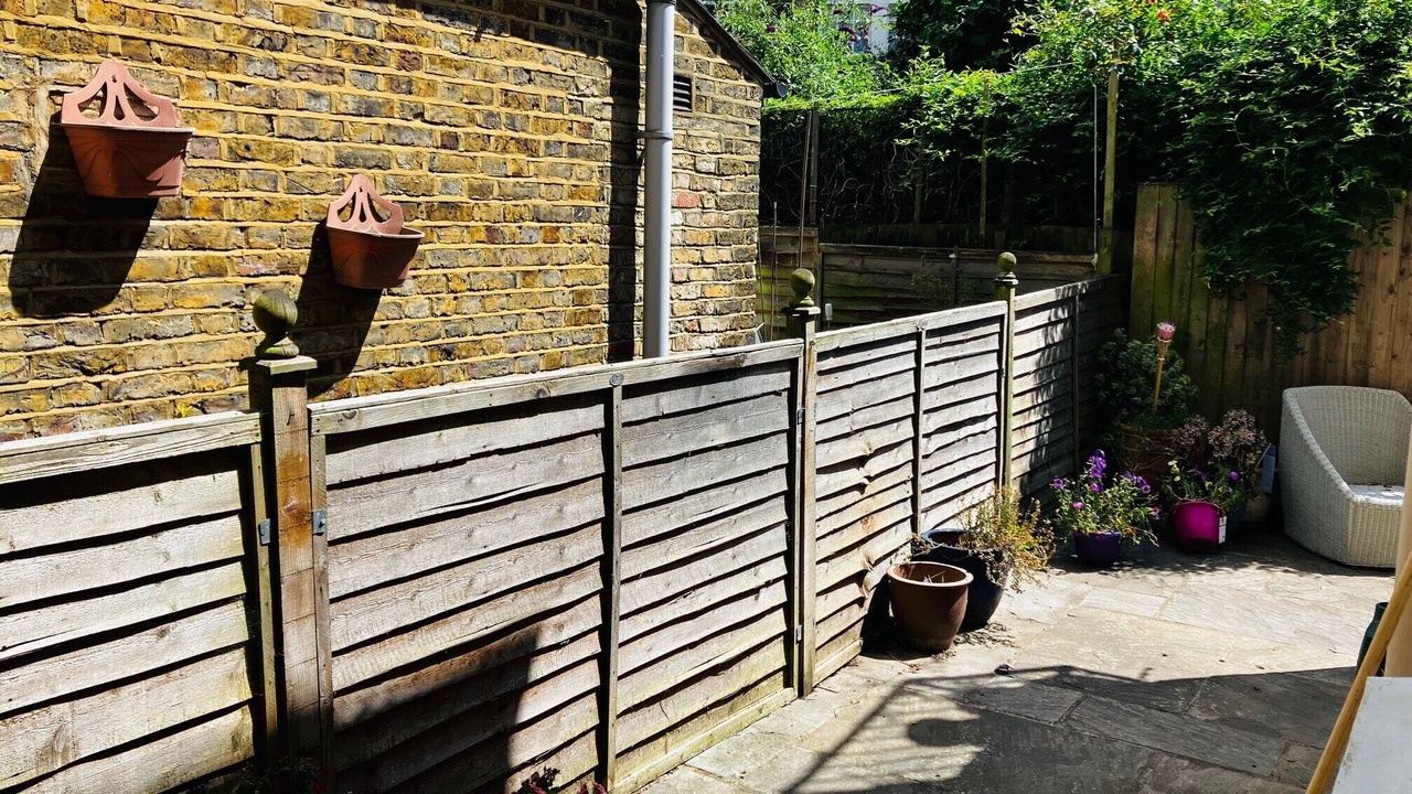 Photo of Outdoor in Walworth