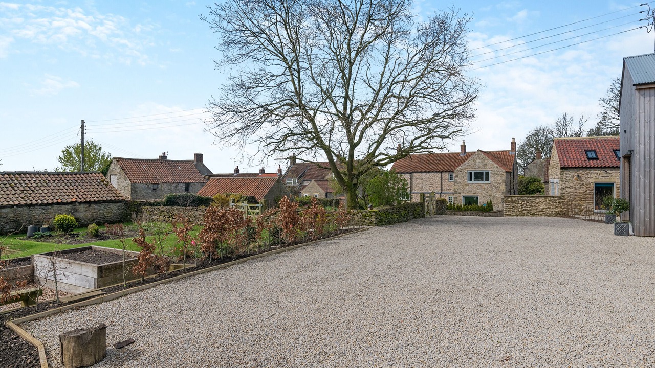 Photo of Others in Newton-on-Rawcliffe