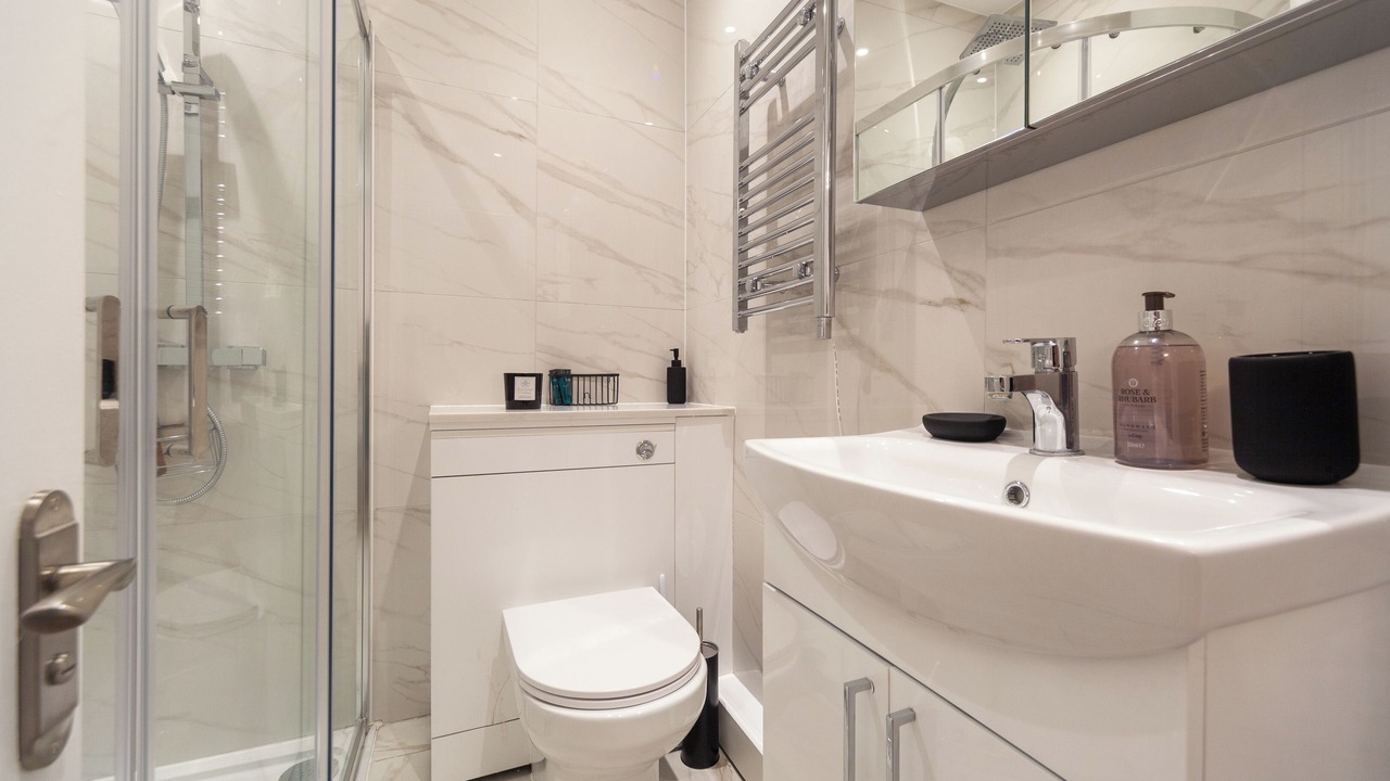 Photo of Bathroom in Queen's Gate