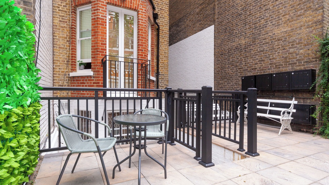 Photo of Patio Balcony in Queen's Gate