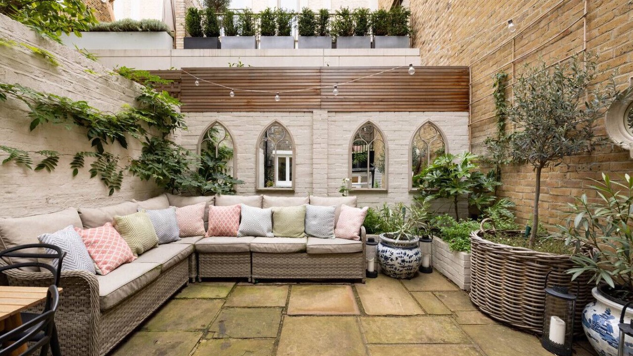 Photo of Patio Balcony in Brompton & Hans Town