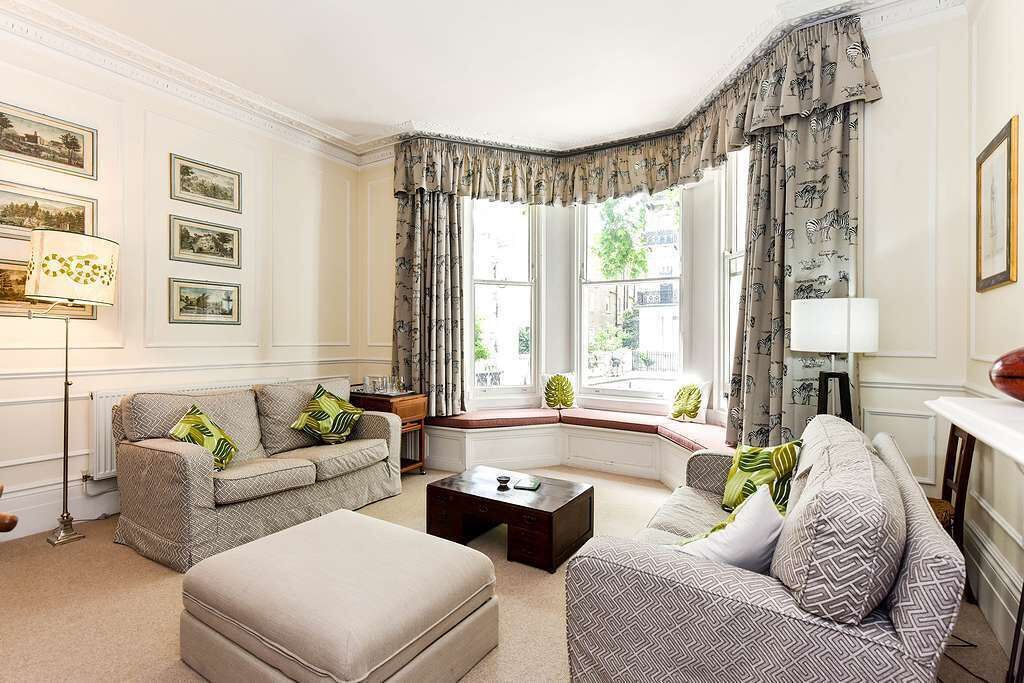 Photo of Livingroom in Brompton & Hans Town