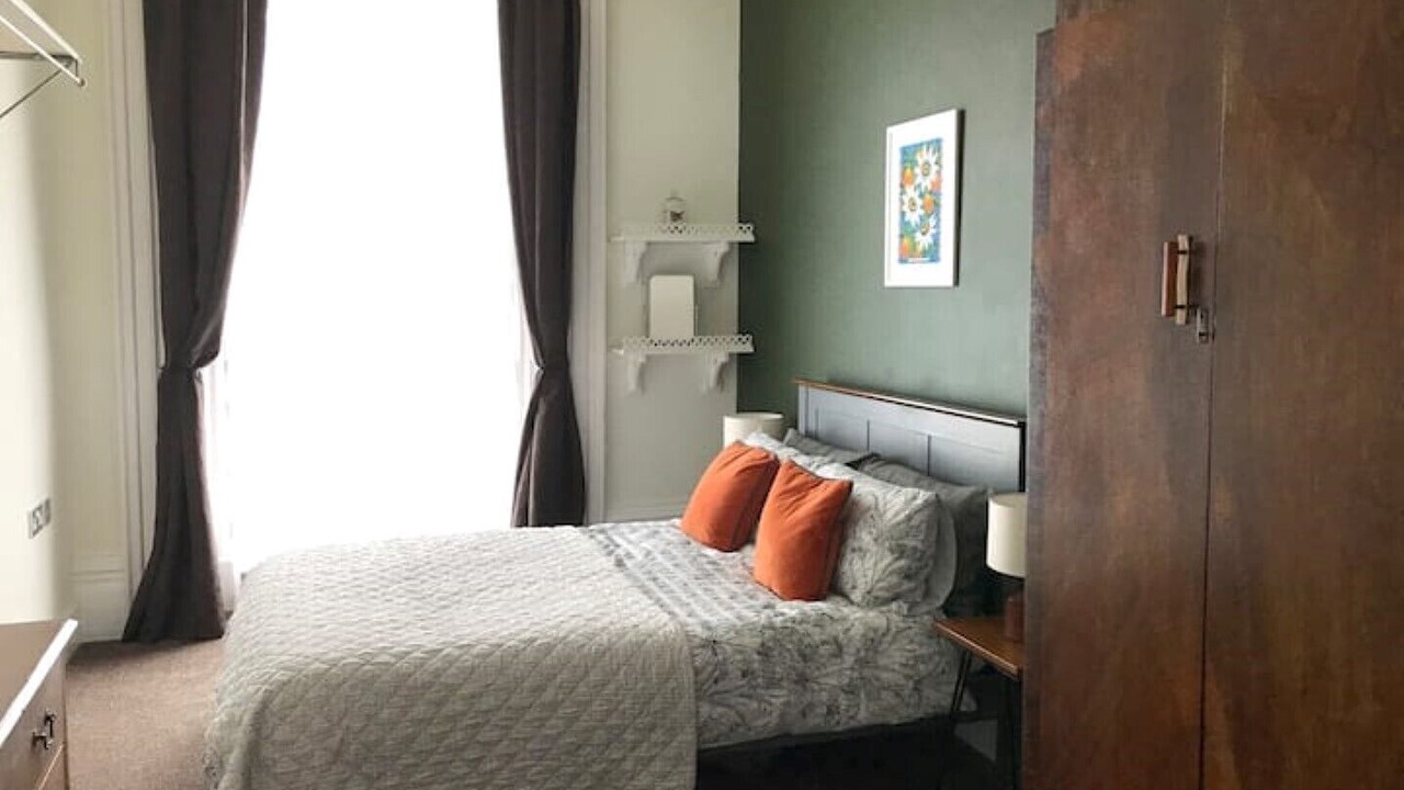 Photo of Bedroom in Hull Old Town